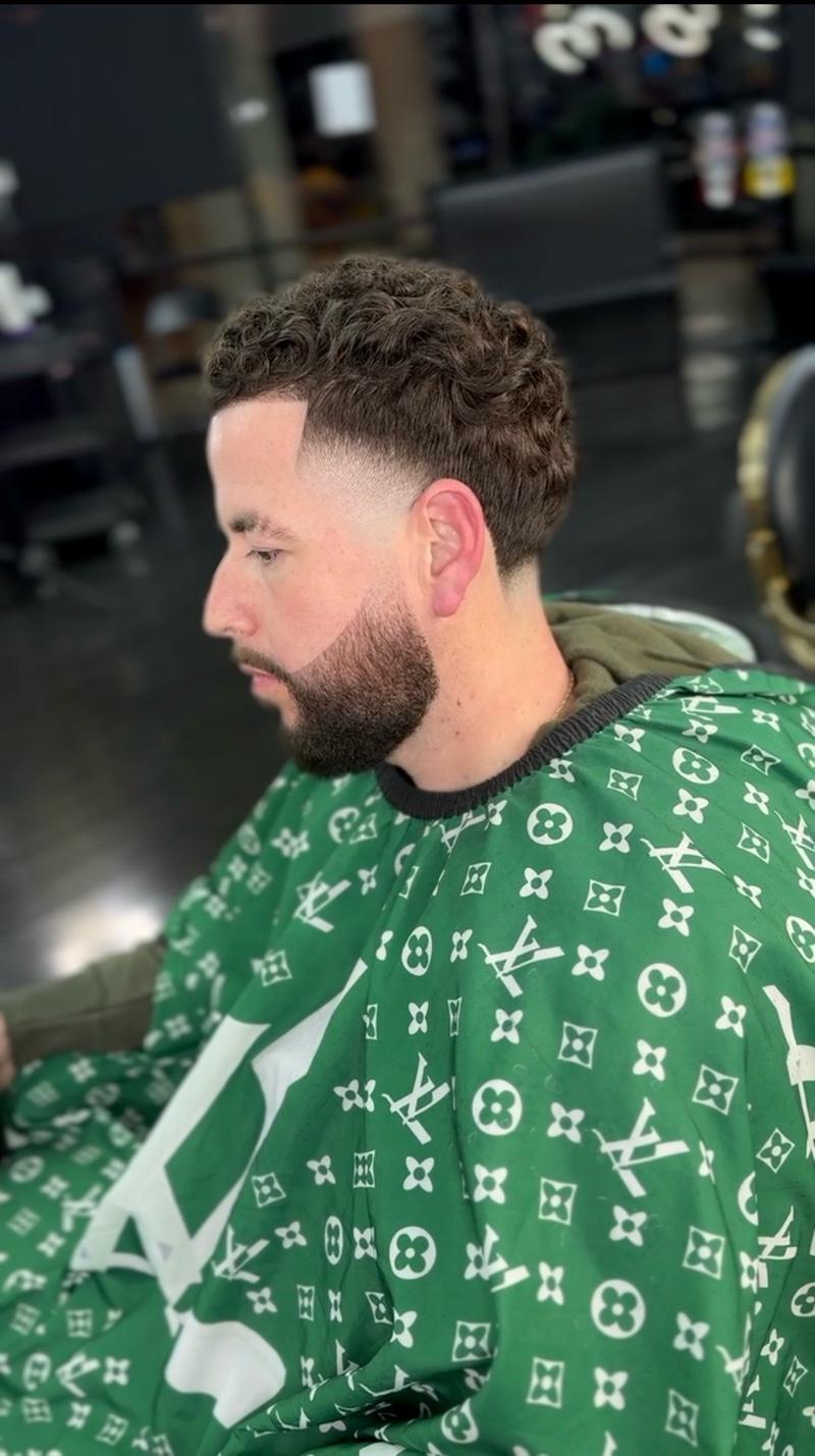 Fade and precision cut detail, look 4