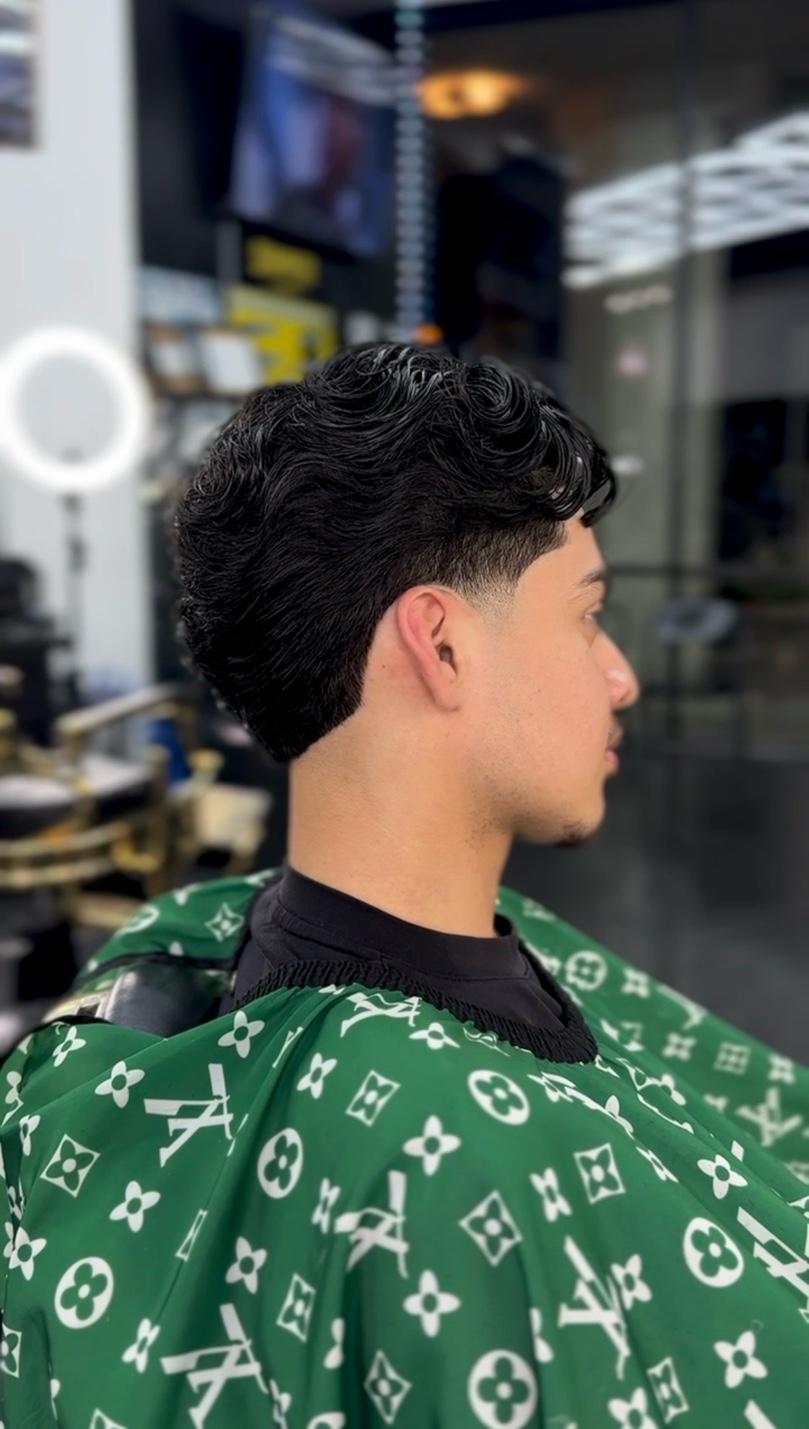 Fade and precision cut detail, look 9